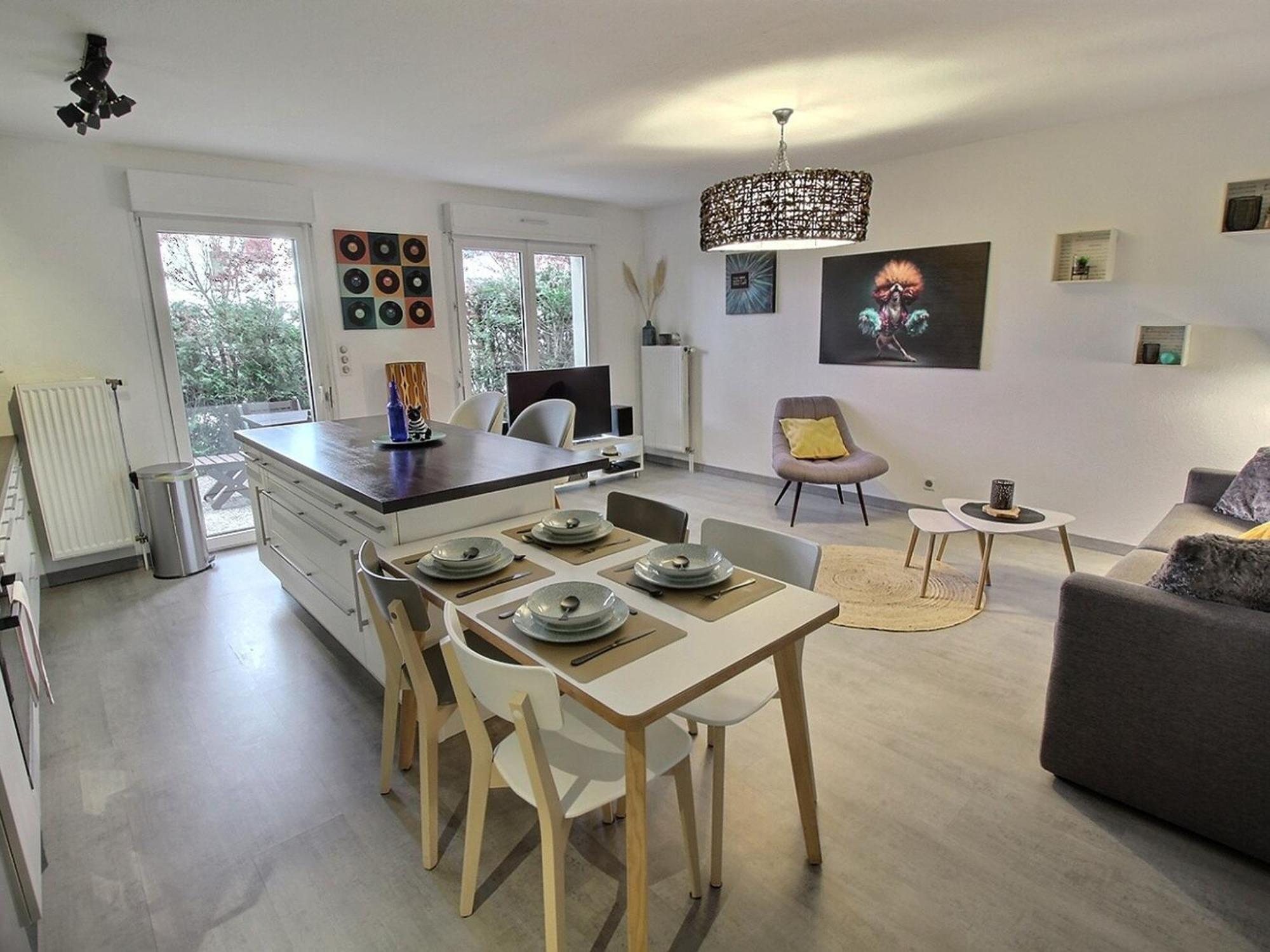 Charmant Appart Avec Garage Et Terrasse Au Coeur De Colmar, Pres De La Route Des Vins D'Alsace - Fr-1-722-6 Exterior photo